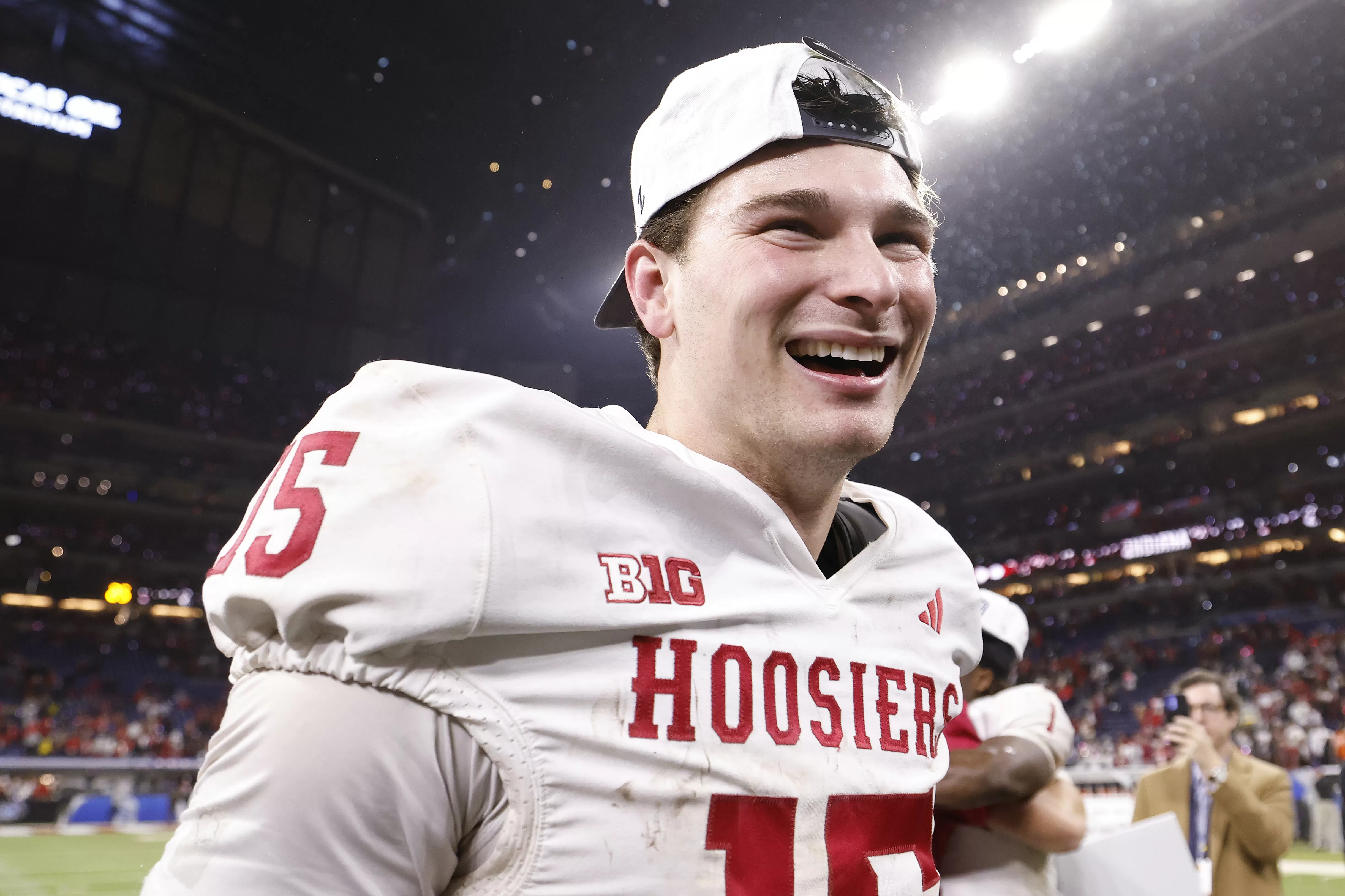 Fernando Mendoza Sends Strong Message About Ty Simpson Before Rose Bowl