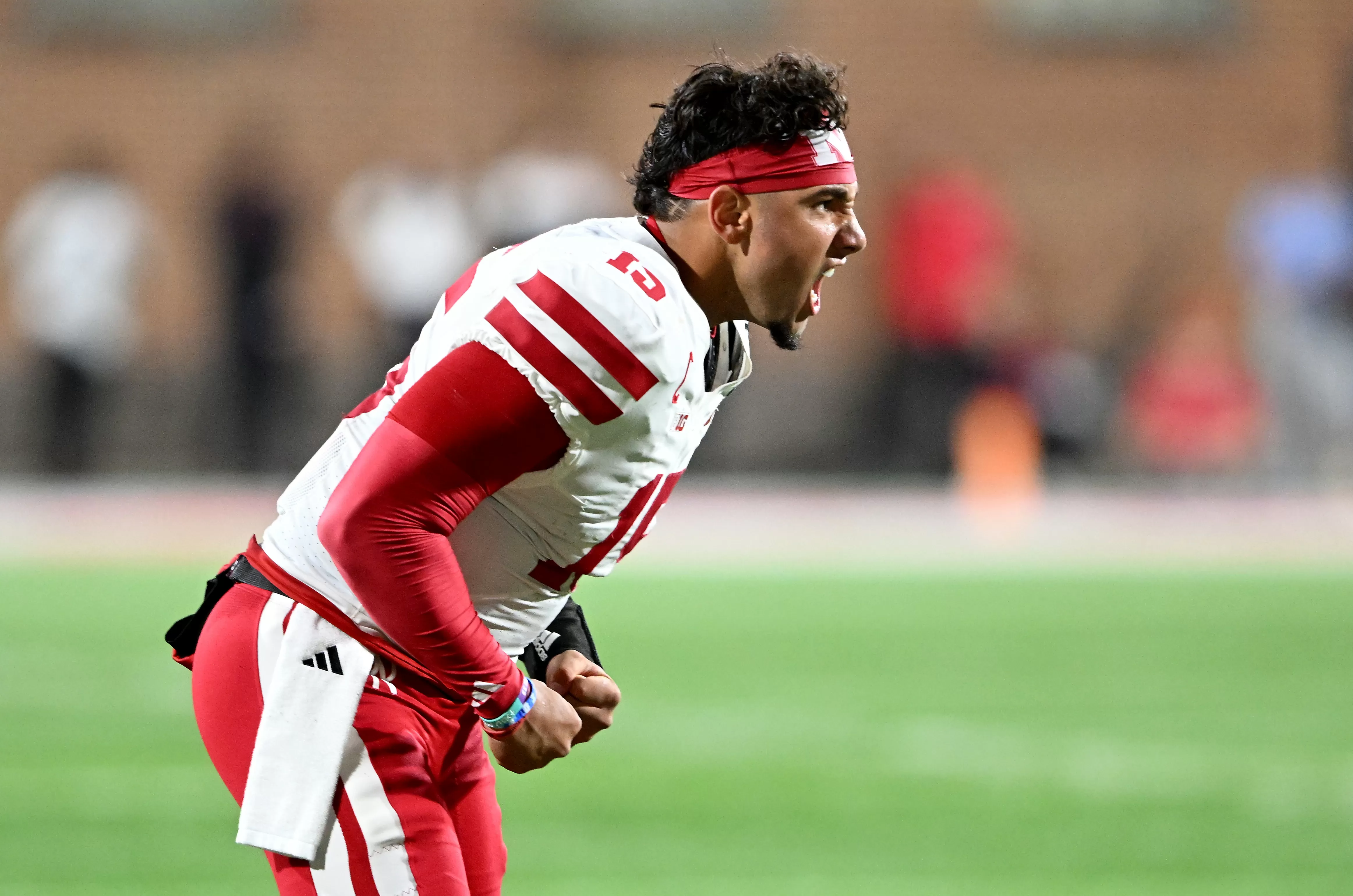 Dylan Raiola’s Oregon Future Decided After Dante Moore’s Choice to Return