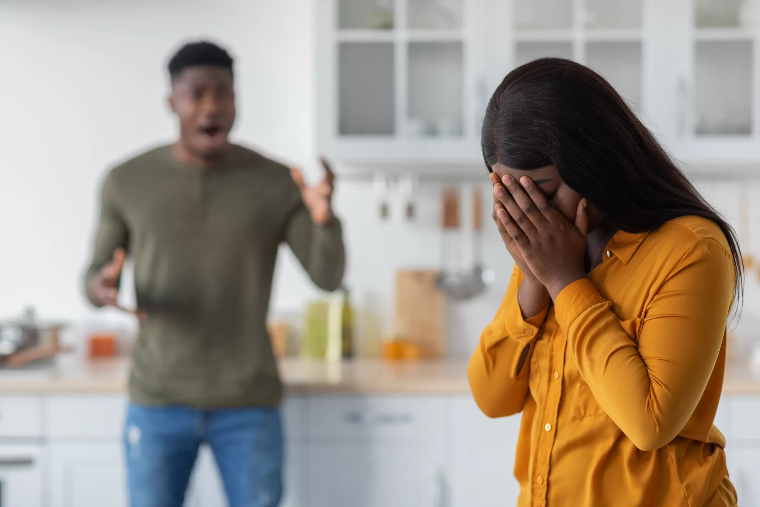 Fury at What BF Texts After Getting Surprise Dinner: 'Lost My Mind'